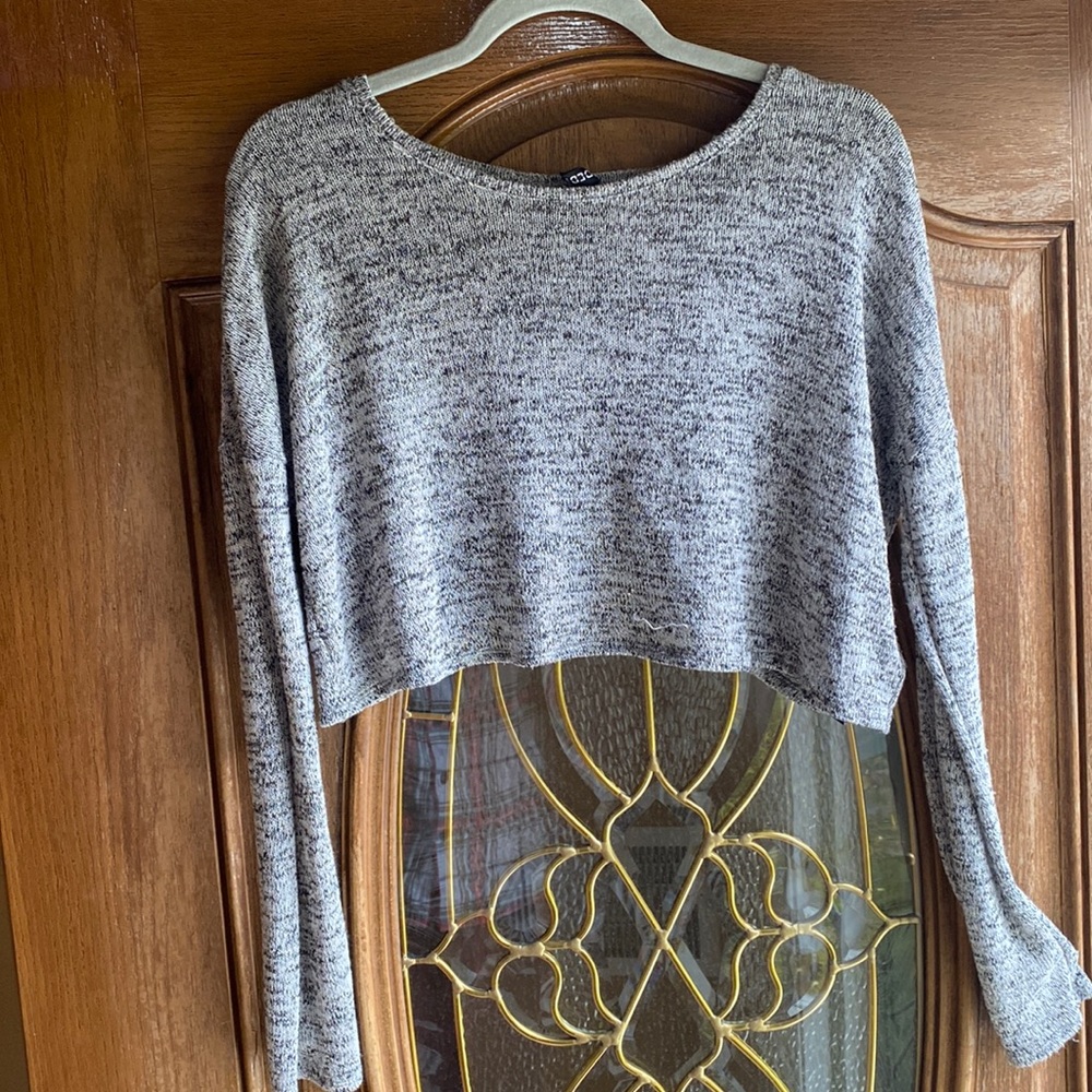H&M crop top